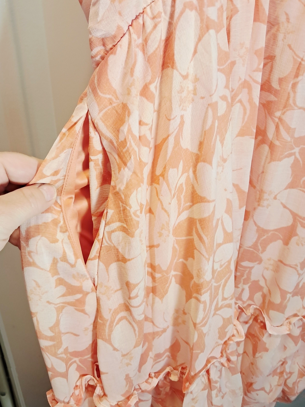 Torrid Coral Floral Chiffon Ruffle Deep V-Neck Smocked Back Mini Dress Plus Size - Picture 10 of 12